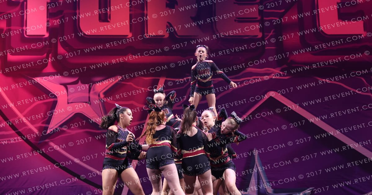 Giants Elite Ruby · FC Internationals