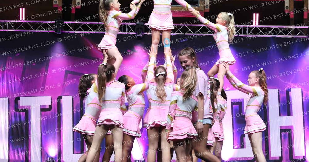 Sweet Elite sweet Dreams · FC Internationals