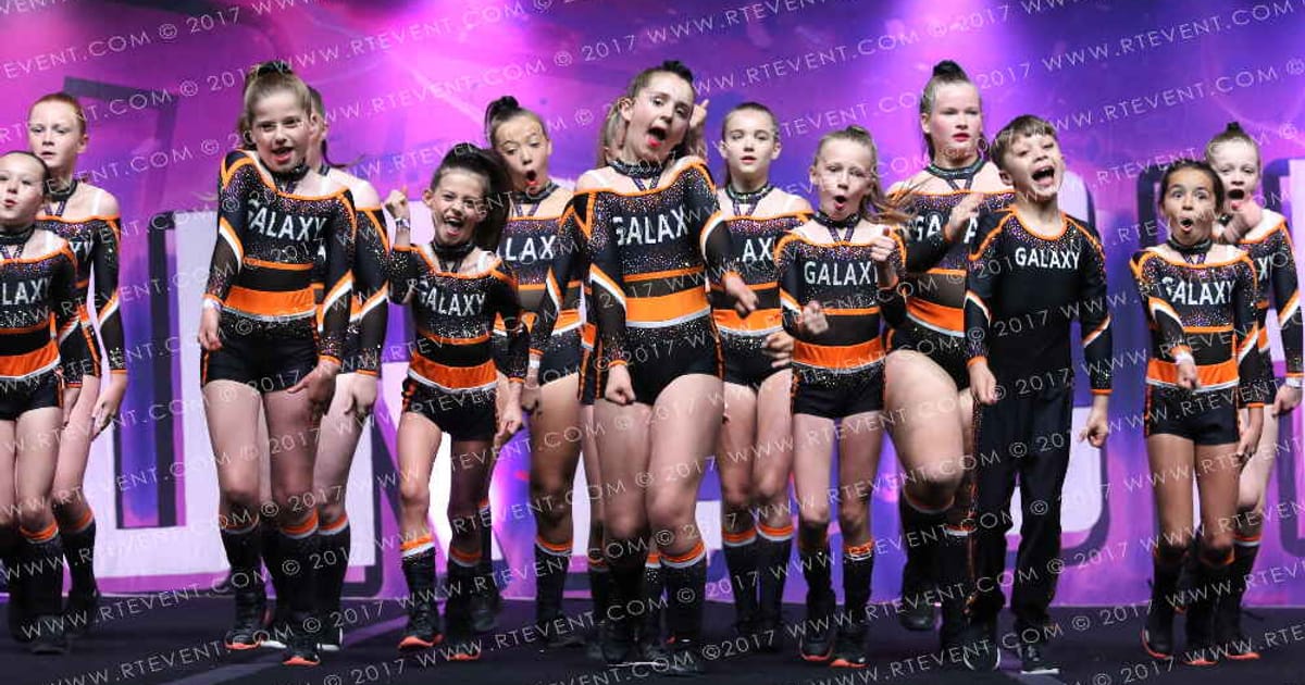 Galaxy Cheerleaders SOLAR · FC Internationals