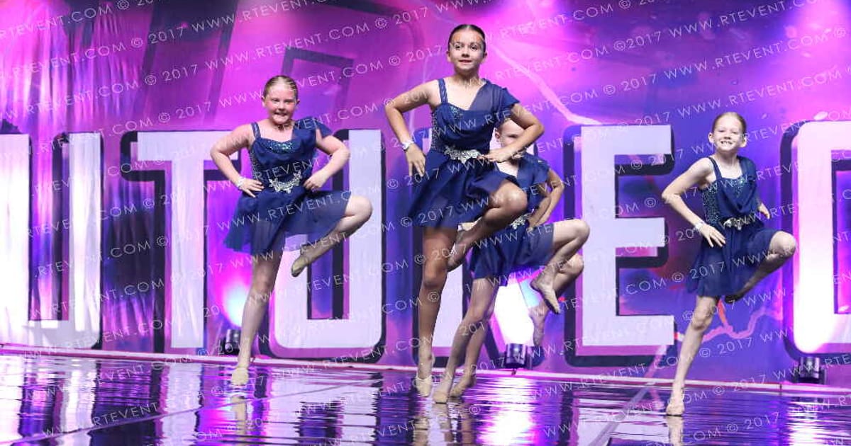 Gold Star Cheer and  Dance Twinkles · FC Internationals