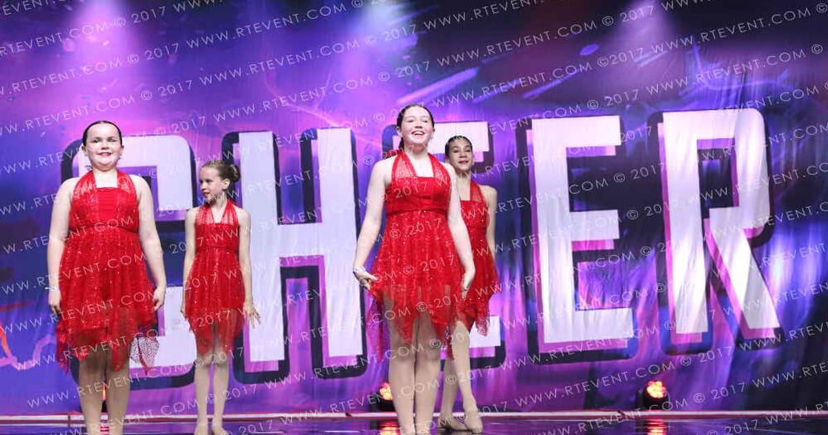 Gold Star Cheer and  Dance Aurora · FC Internationals