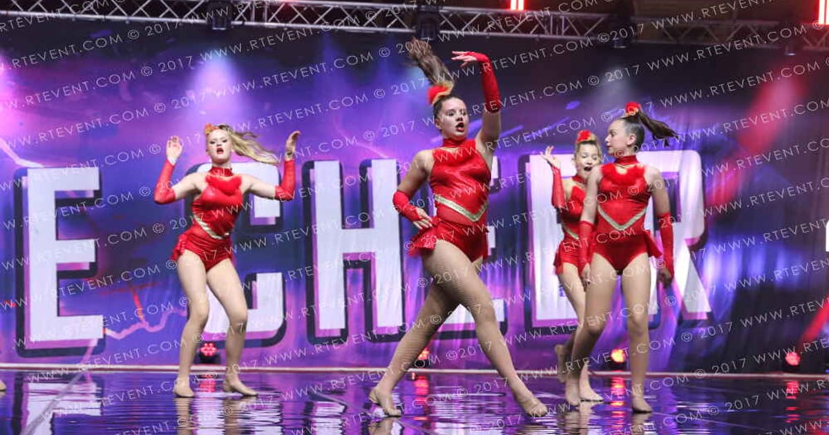 Power Cheer Flare · FC Internationals