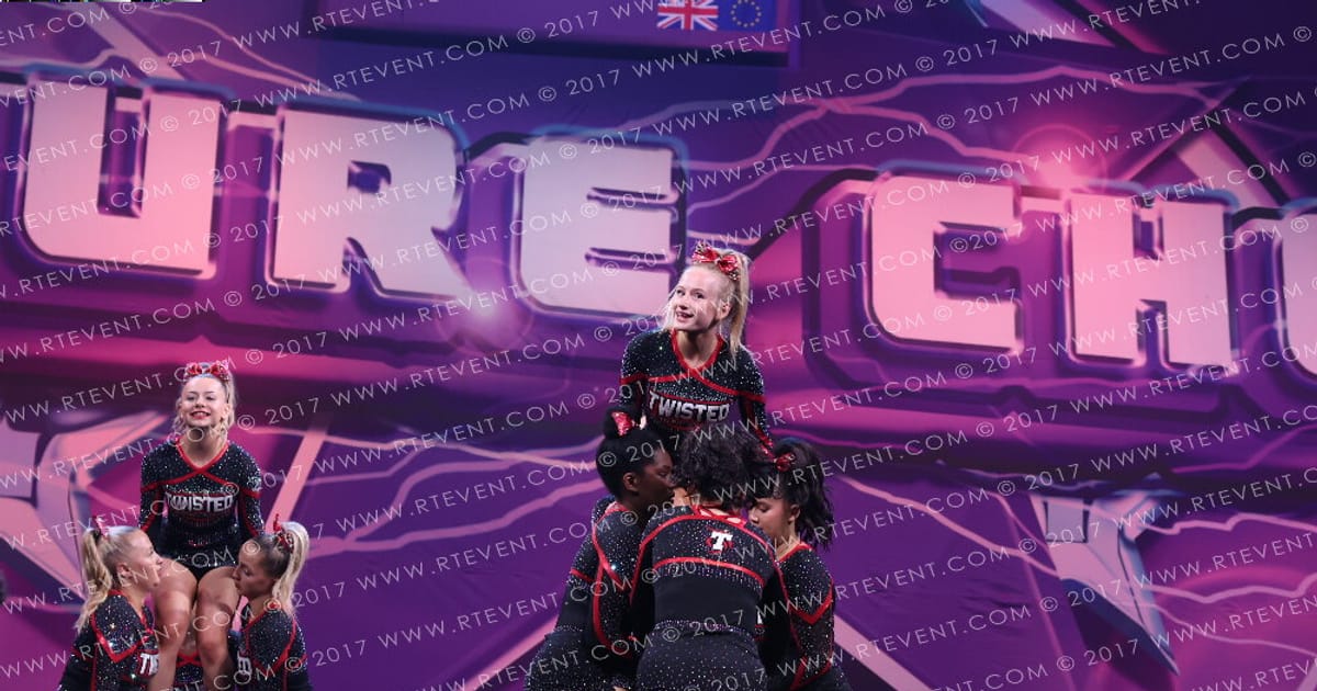 Twisted Cheer Reign · FC Internationals