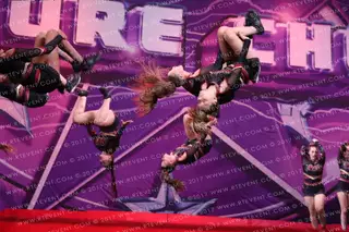 Giants Elite Crimson