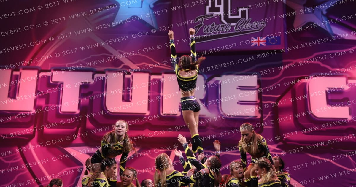 Casablanca Cheer Halo · FC Internationals