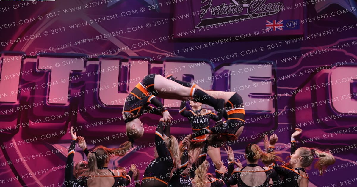 Galaxy Cheerleaders ECLIPSE · FC Internationals