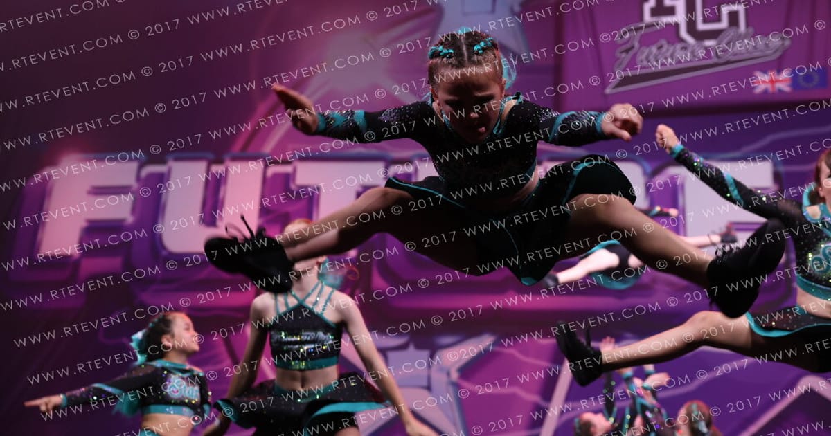Stars Elite Cheer and Dance SASSY QUEENS · FC Internationals