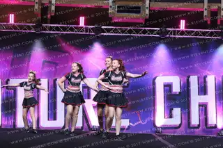 Mavericks Cheerleaders QUEENS
