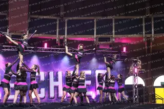 Fusion Cheerleaders Supernova