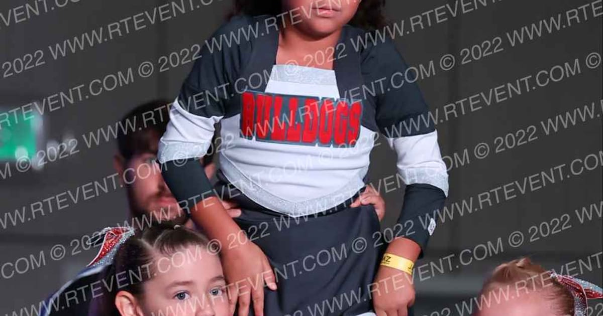 BULLDOGS PEEWEEE · Reload