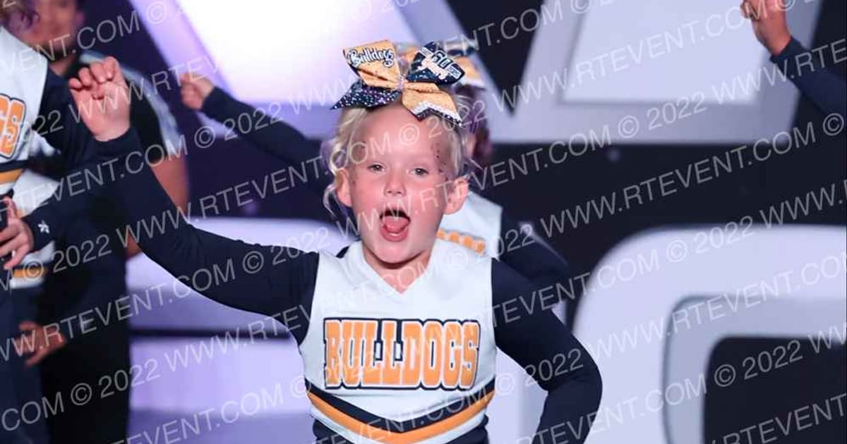 MARTINEZ BULLDOGS JR PEE WEE · Reload