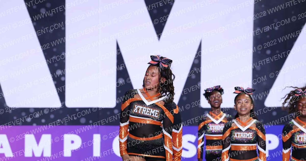 FLIP N FLY FLIGHT CREW · Fall Fest