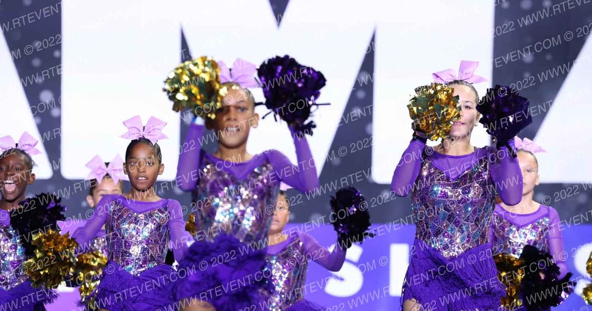 NINERETTES GLITTERETTS · Fall Fest