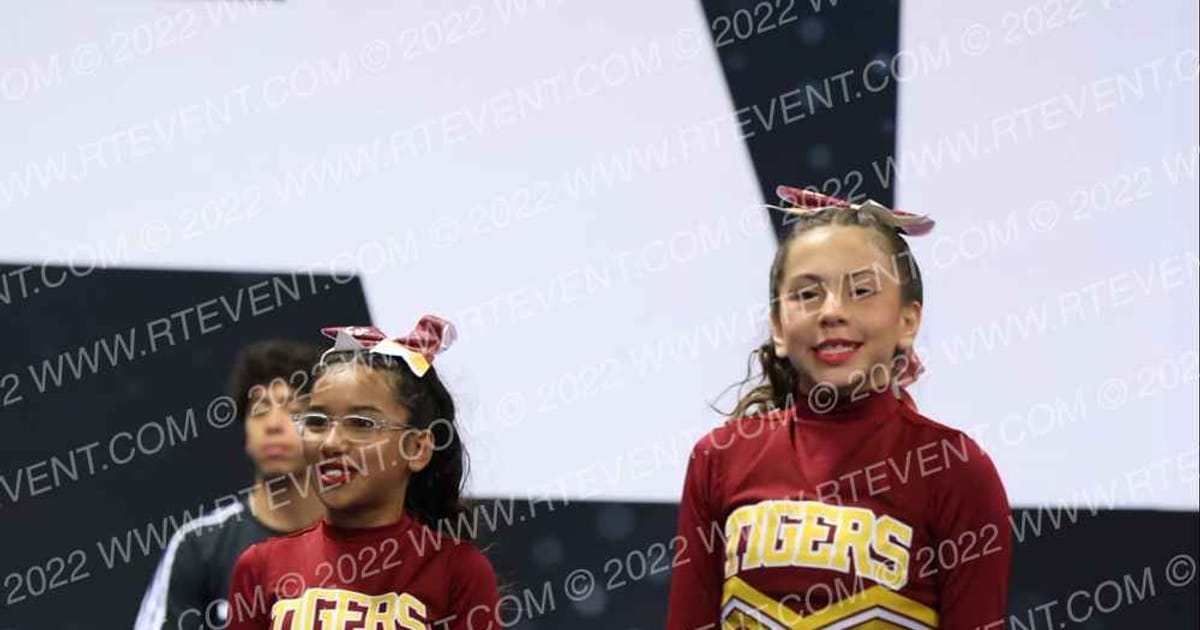 LOS BANOS TIGERS SENIORS · Tri County League Championship