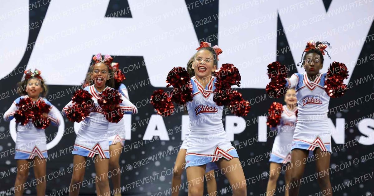 OILER CHEER JUNIOR · Tri County League Championship