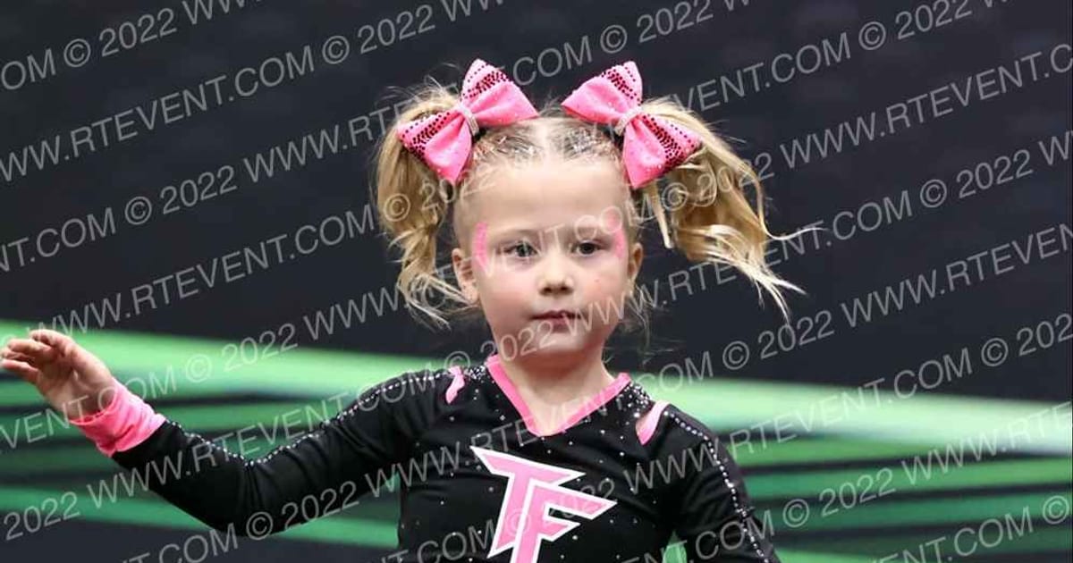Titanium Force Cheer Glitter Girls · CSG Peoria Challenge