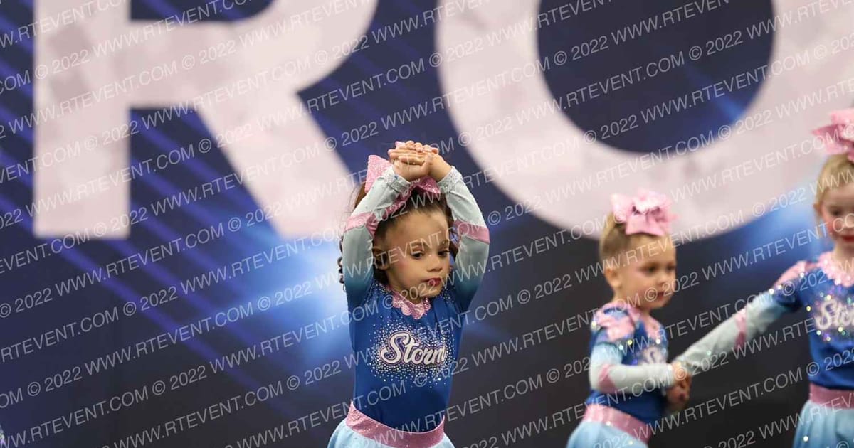 Storm Elite Sparkles · Arizona Crown