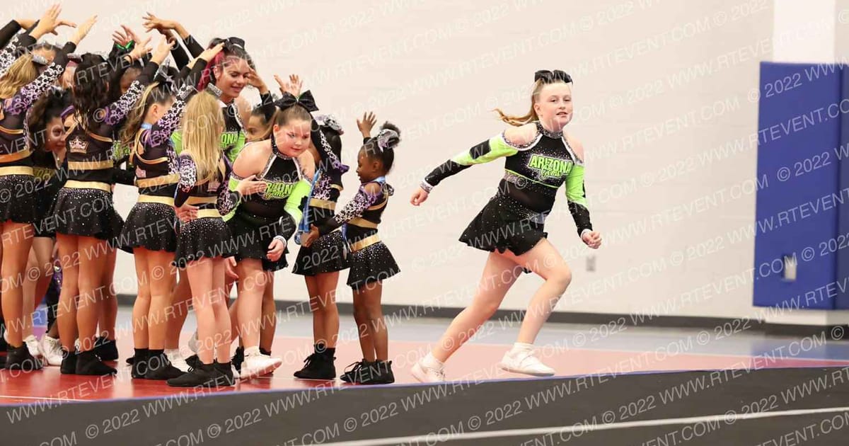 Arizona Gems Cheer & Dance All-Star Glitzy Girls · Arizona Crown