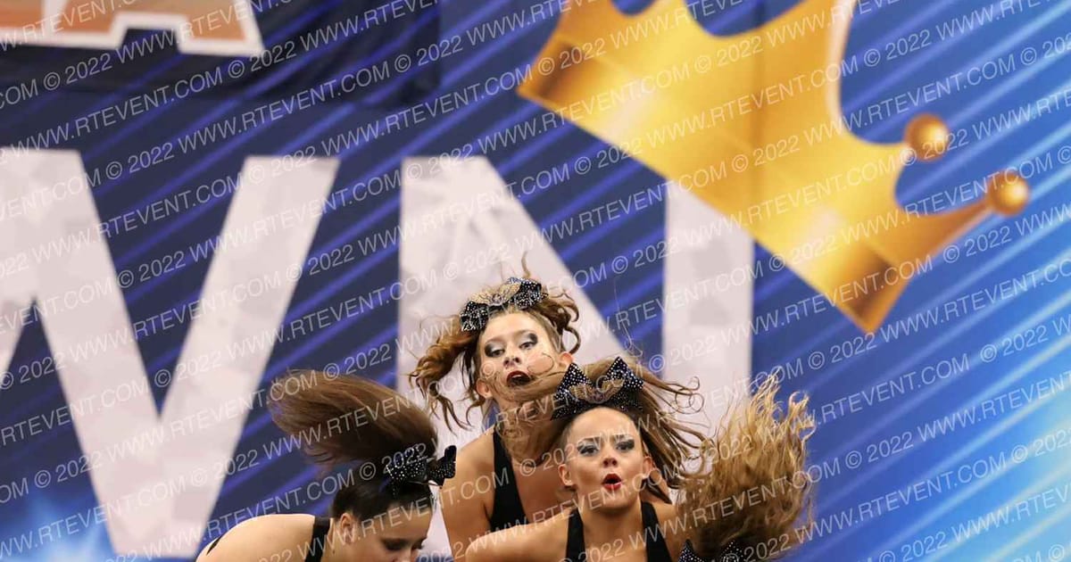 OC Elite Cheer LADY LEGENDS · Arizona Crown