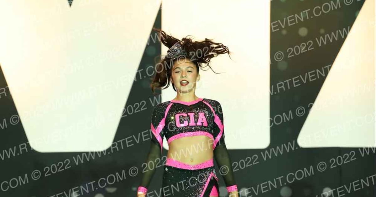CHEER ICON ATHLETICS RECON REVOLUTION · Battle at the Capitol