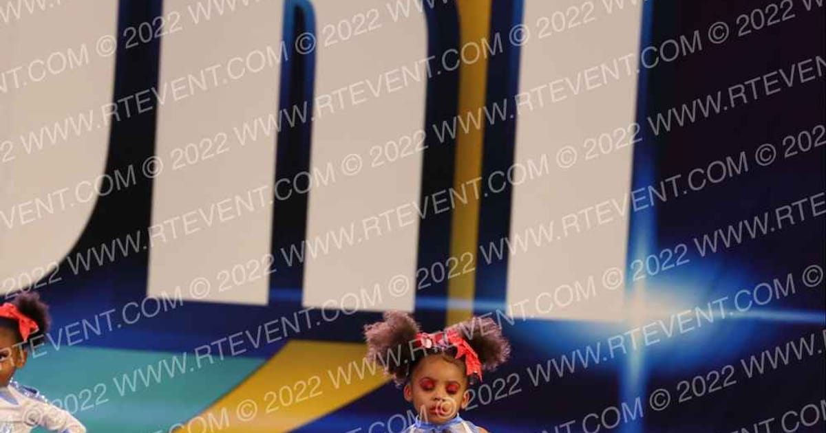 901 Prime Tiny Dynamite · CHEERSPORT Memphis Classic DIDII
