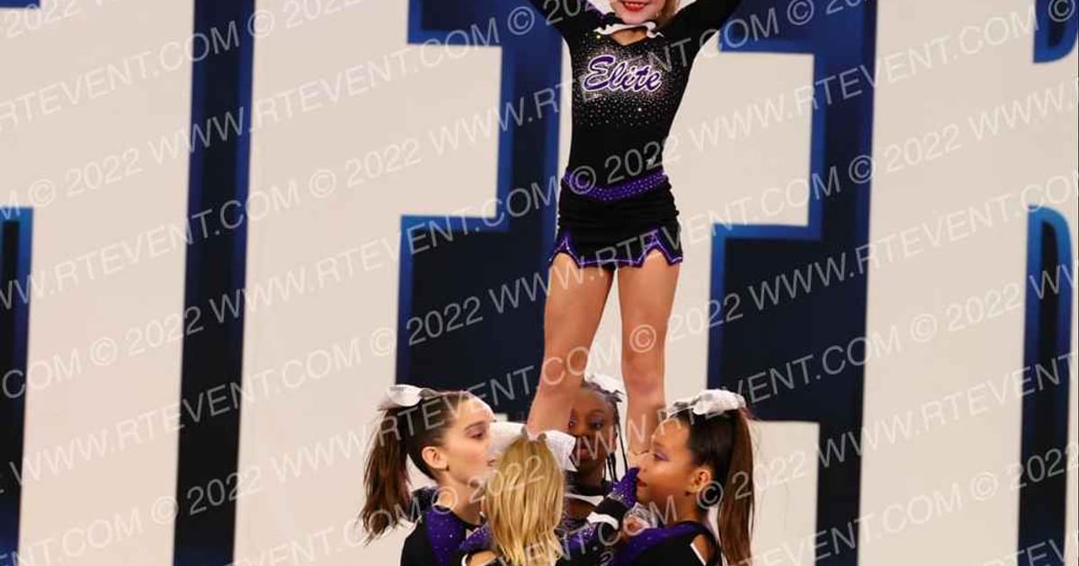 Clarksville Elite Cheer Center Moonstone · CHEERSPORT Memphis Classic DIDII