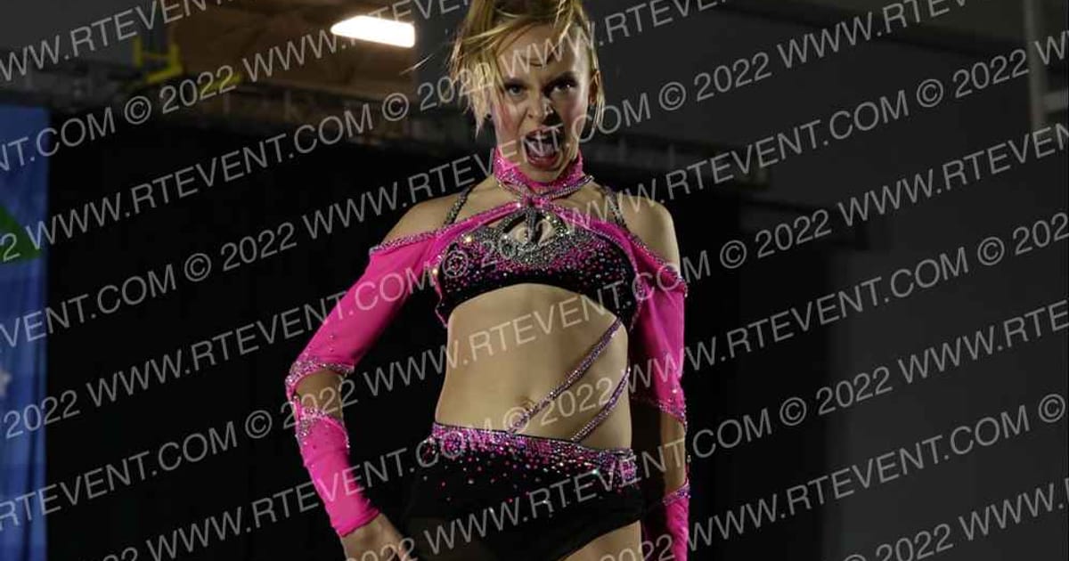 Iowa Elite Dance Team Alyse Besler · Nations Choice Dance Grand Cheer Showdown