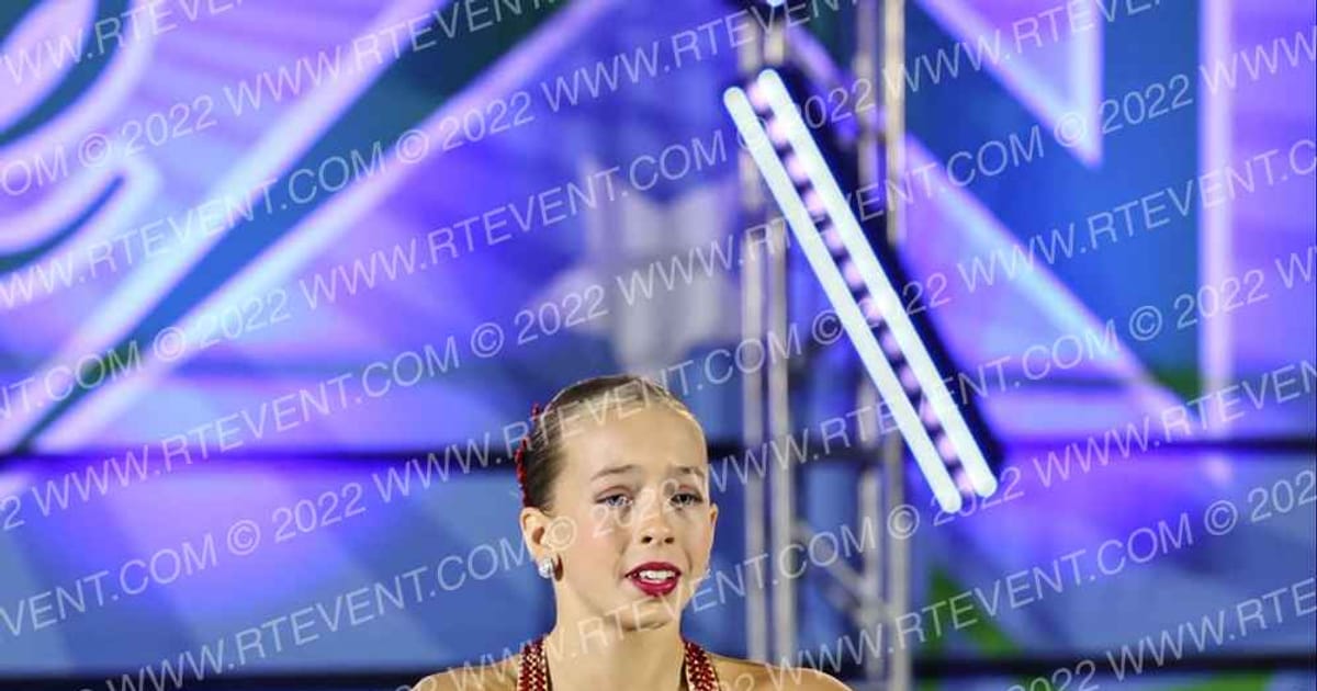 Iowa Elite Dance Team Alyse Besler · Nations Choice Dance Grand Cheer Showdown