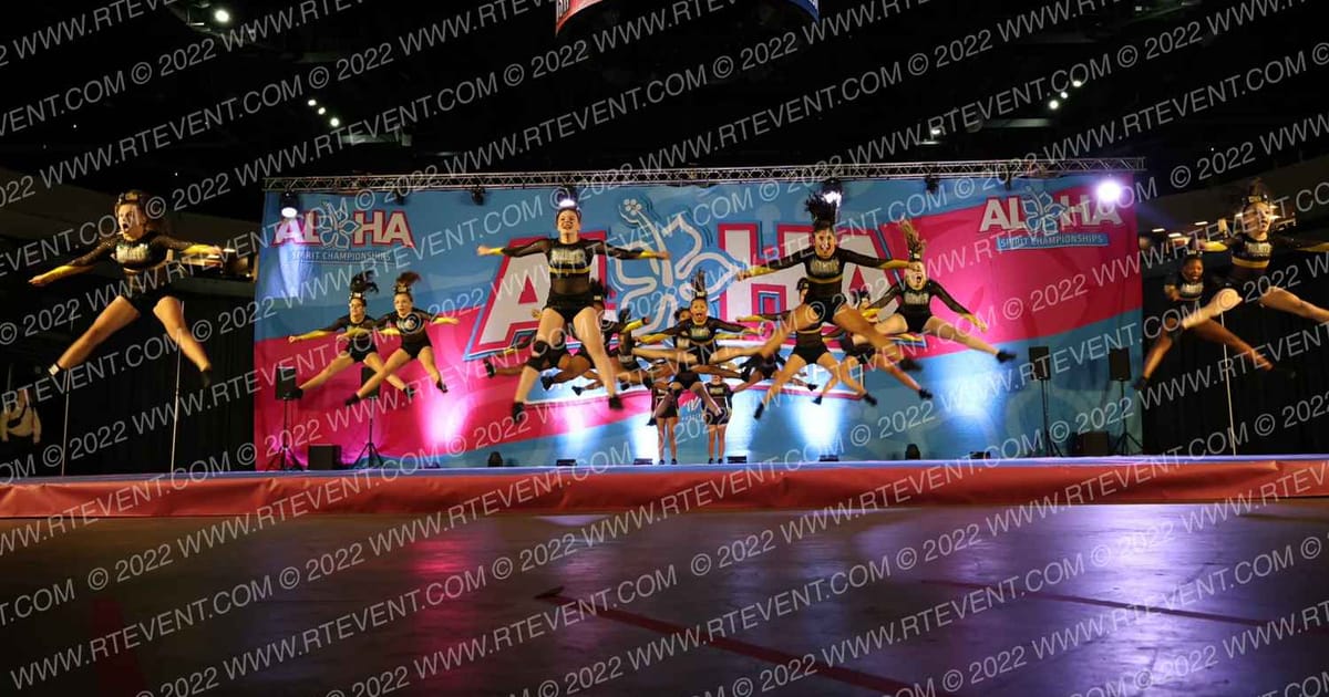 Hornets Competitive Cheerleading Queen Bees · ALOHA Trenton Showdown