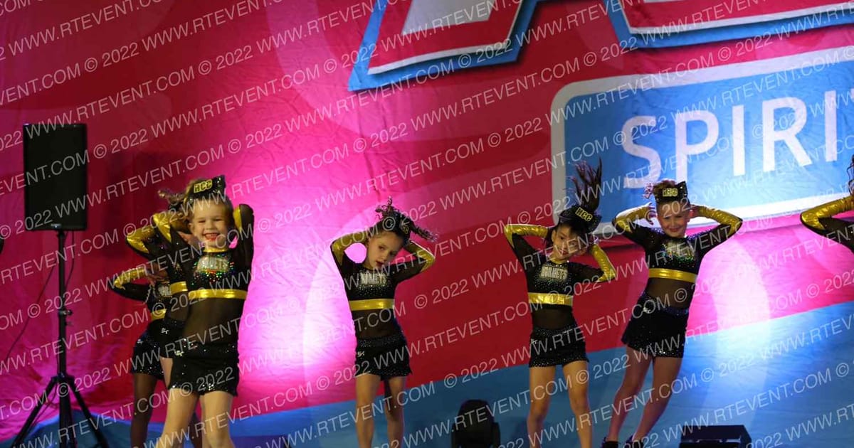 Hornets Competitive Cheerleading Mini Buzz · ALOHA Trenton Showdown