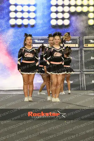Pirates Cheerleading Club Elite