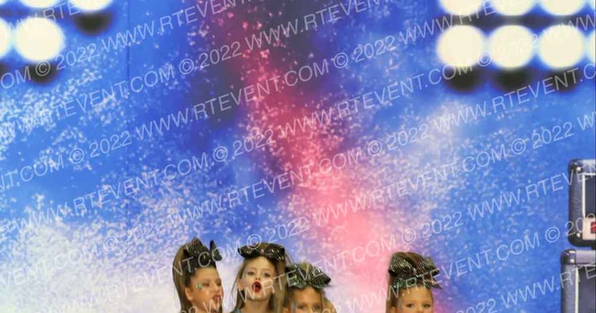 Xtreme Cheer Allstars Mini Millionaires · KC Classic