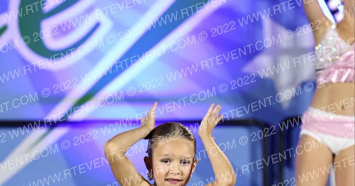 Iowa Elite Dance Team Mini Lyrical - Listen To Your Heart · Nations Choice Dance Grand Cheer Showdown