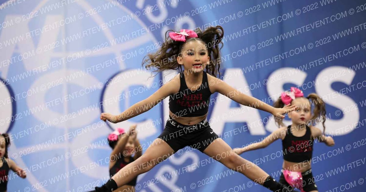 Royal Storm Elite Cheer Mini Mafia · World Class Challenge