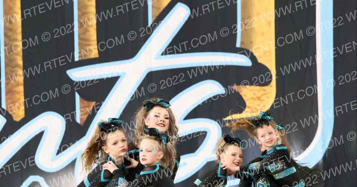 Ovations Elite Cheer Fame · Iconic Rock the Harvest