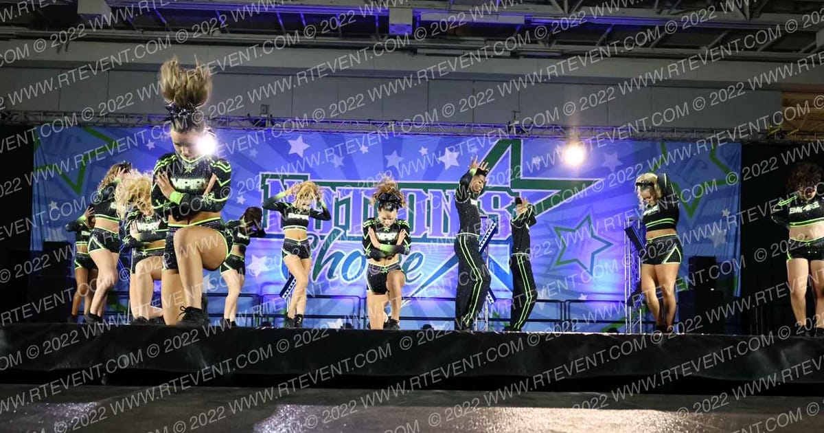 Empire Cheer Academy Roy4l Reign · Nations Choice Dance Grand Cheer Showdown