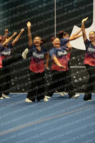 STRATHMORE YOUTH CHEER SENIORS