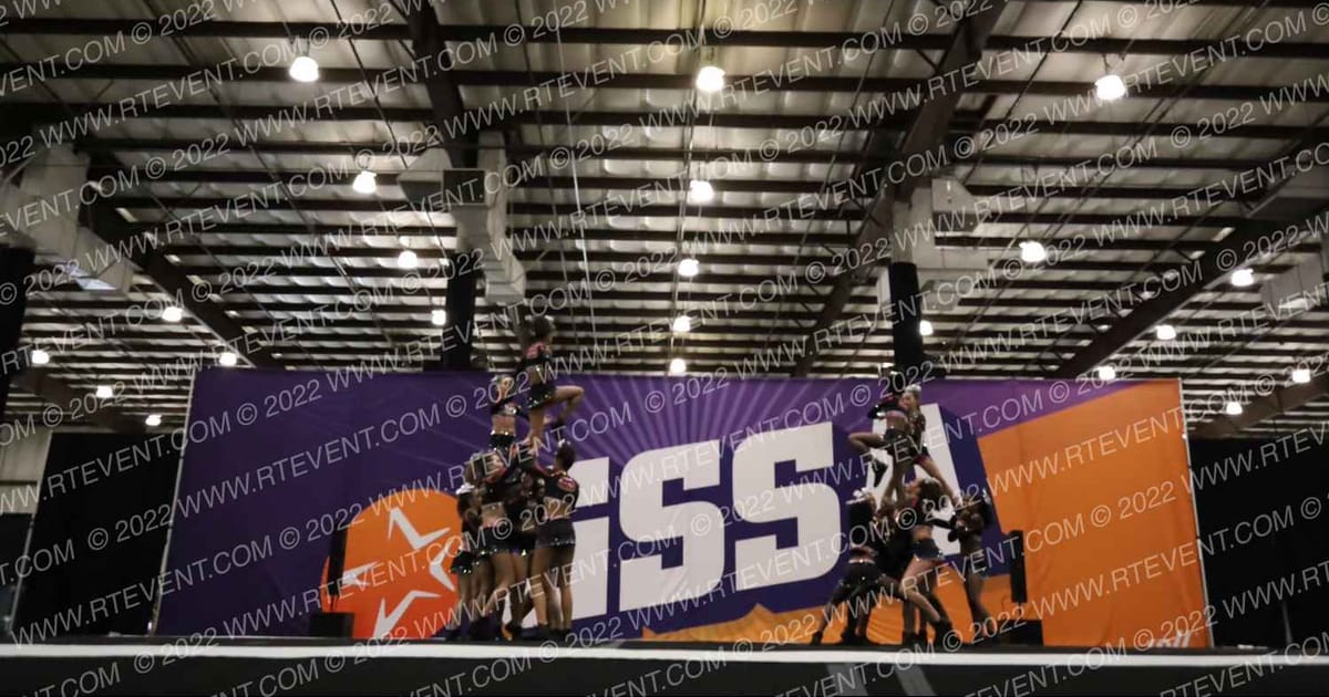 Center of attention Headliners · GSSA San Mateo DIDII