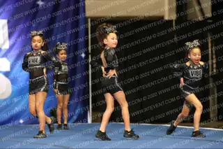 VIBE CHEER MISS REIGN