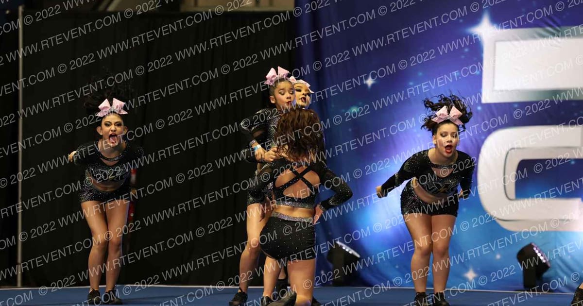 VOLTAGE XTREME CHEER LADY LEGACY · Bid Challenge