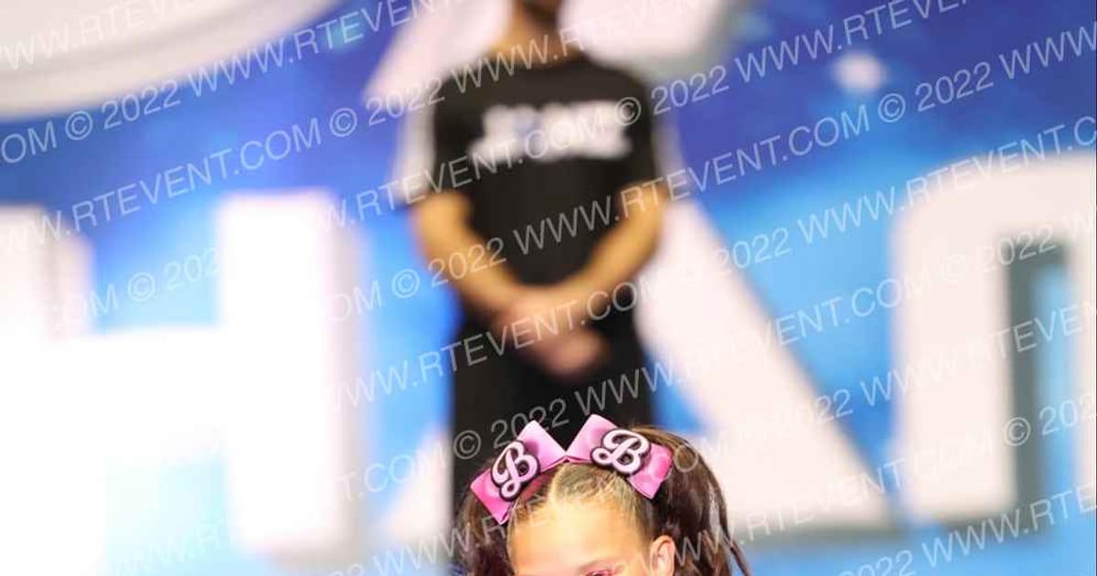 ELITE CHEER ATHLETICS  TINY BARBIES · Bid Challenge