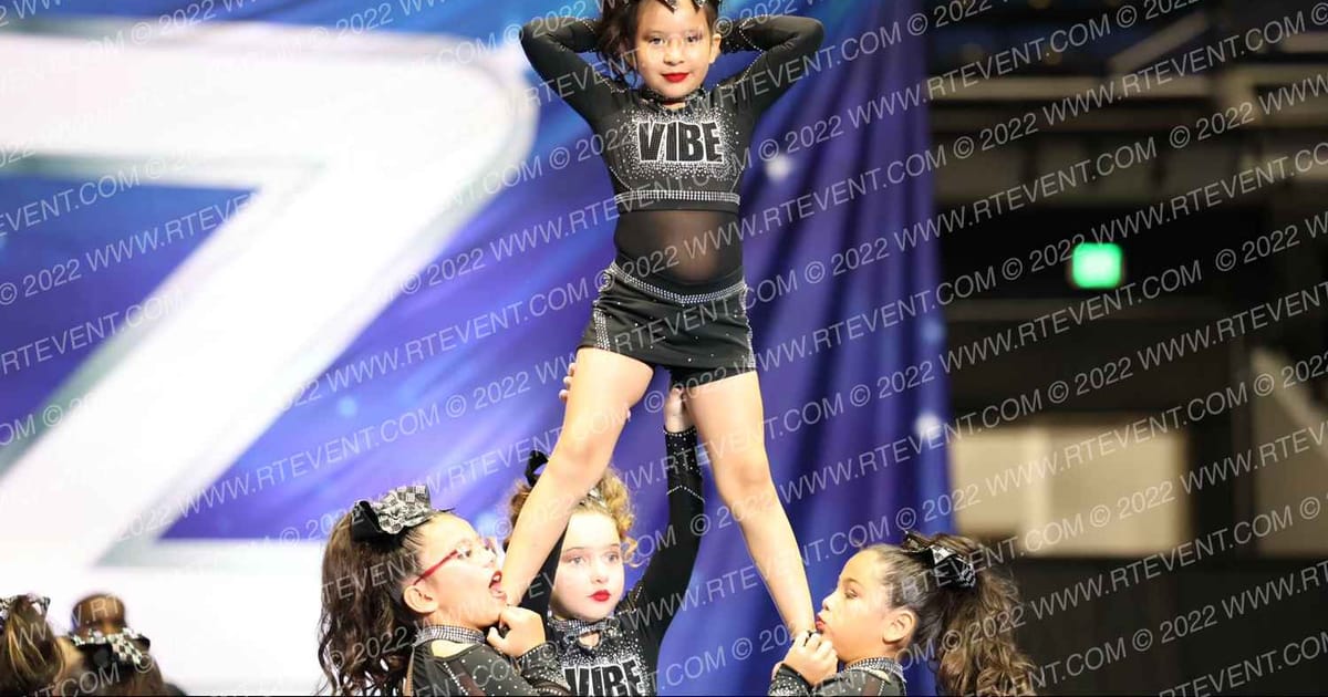 VIBE CHEER ICE QUEENS · Bid Challenge