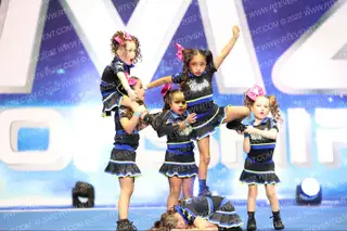 ROYAL STORM ELITE CHEER MINI MAFIA
