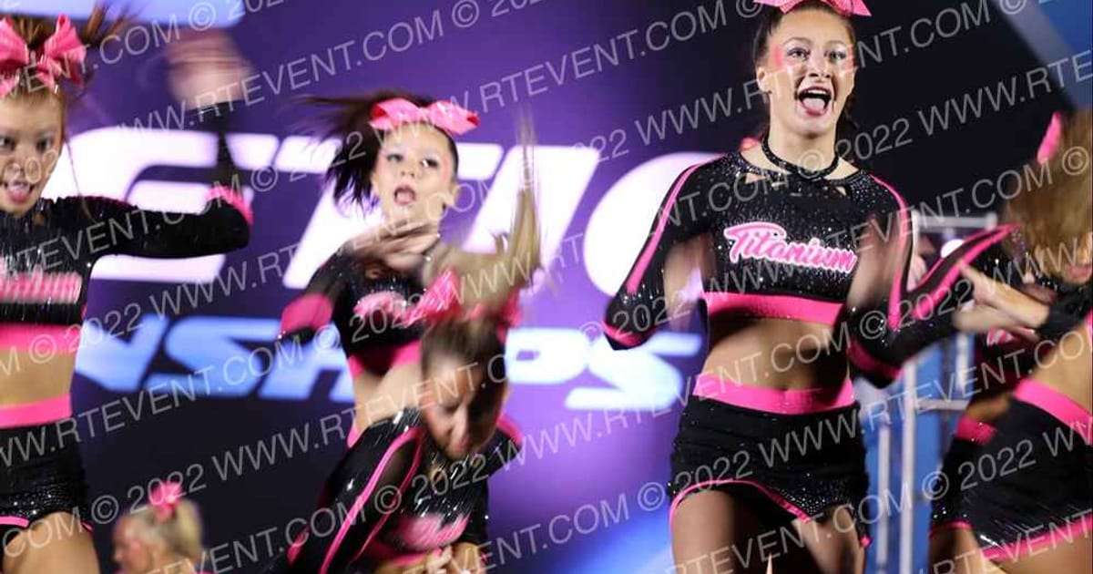 Titanium Force Cheer Bombshells · Athletic Nationals St Charles