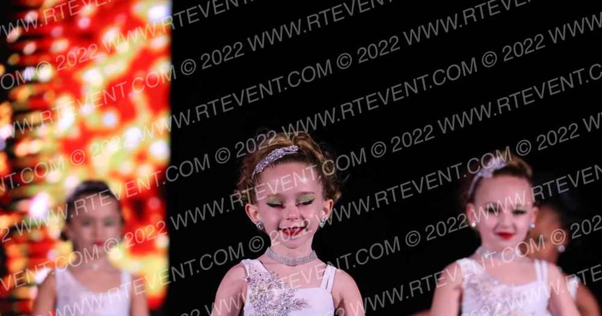 Miss Edie's Dancin Feet TINY STARS · CCD Grand Nationals