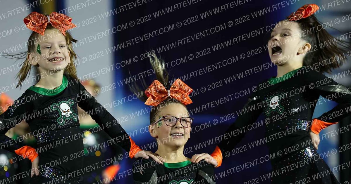 Iowa Elite Cheer - CR Mayhem · CHEERSPORTCouncil BluffsClassic