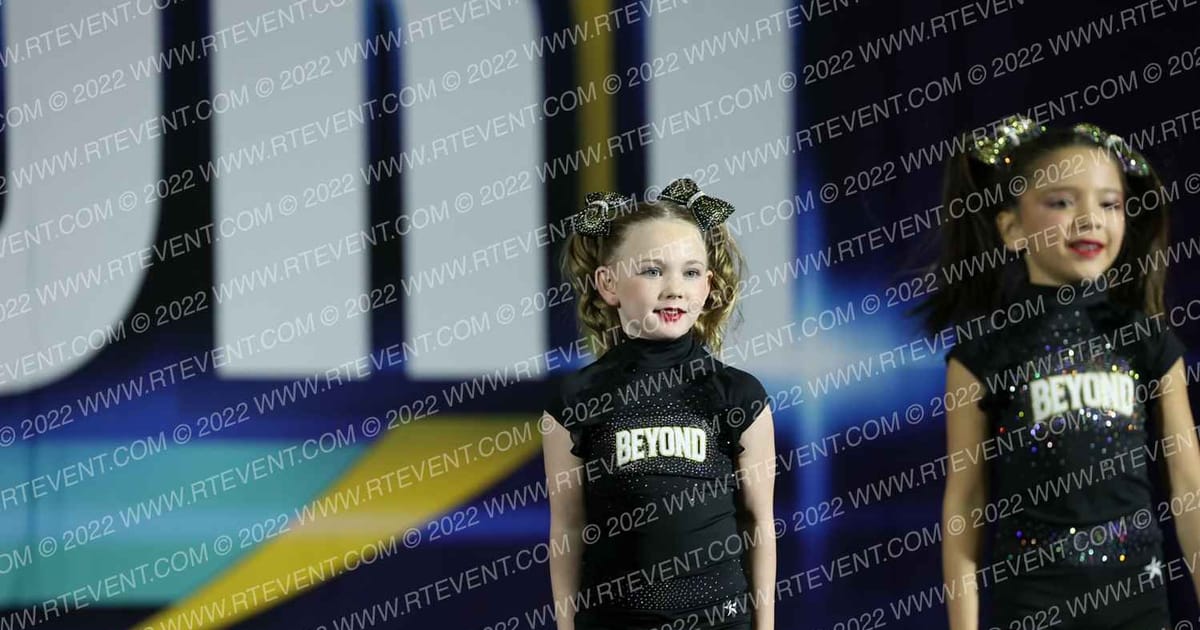 Beyond All Stars CRYSTALS · CHEERSPORTCouncil BluffsClassic