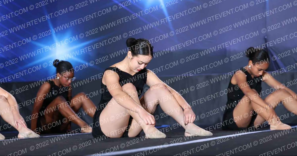 Beaumont high school dance team Beaumont Varsity Dance Team 2 · Cali Crown V