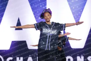 TEAM  B A D D