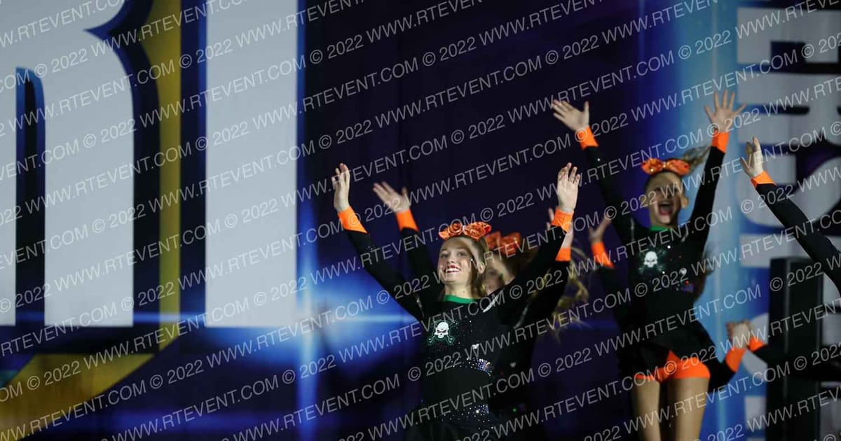 Iowa Elite Cheer - Des Moines Heathens · CHEERSPORTCouncil BluffsClassic